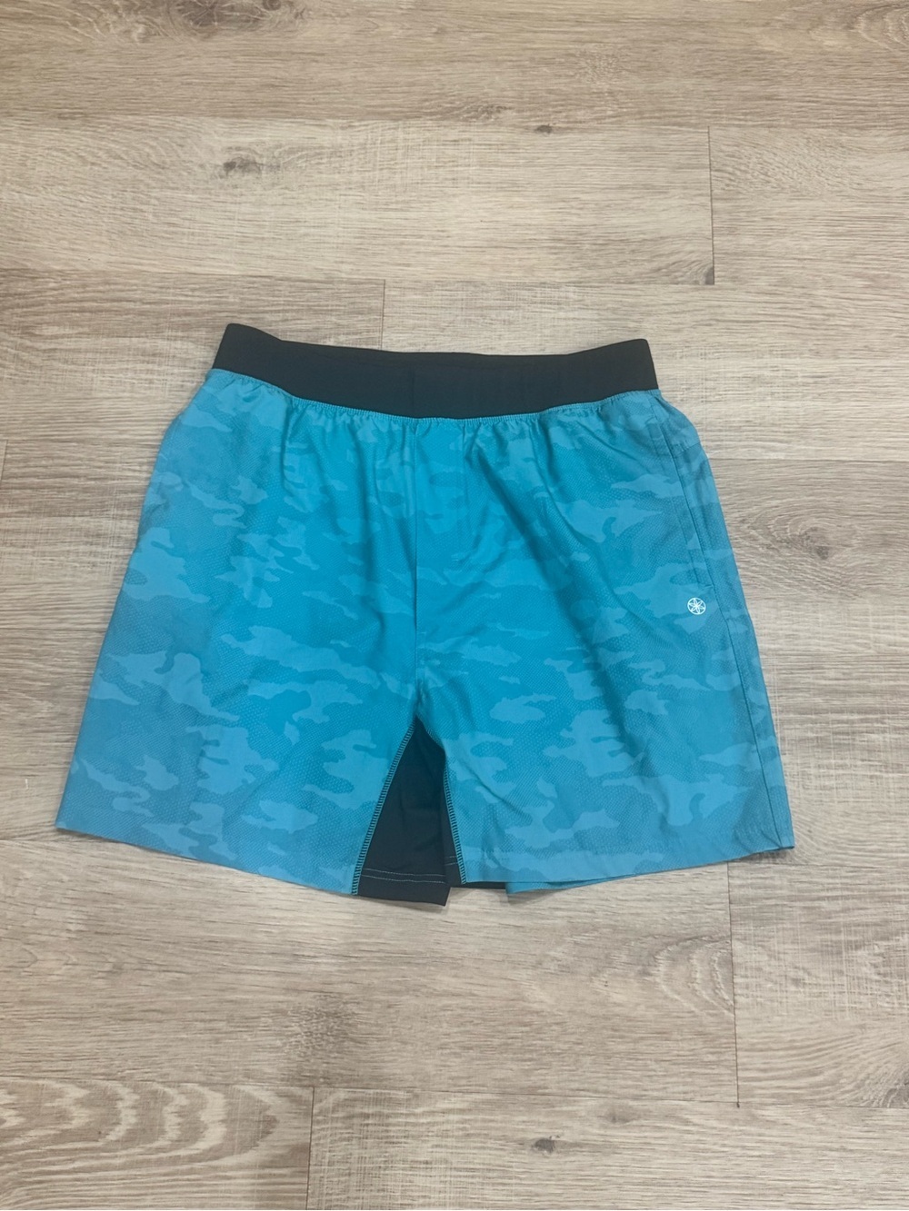 Gaiam Performance Training Shorts Blue Camo Zip Pocket Men’s Large